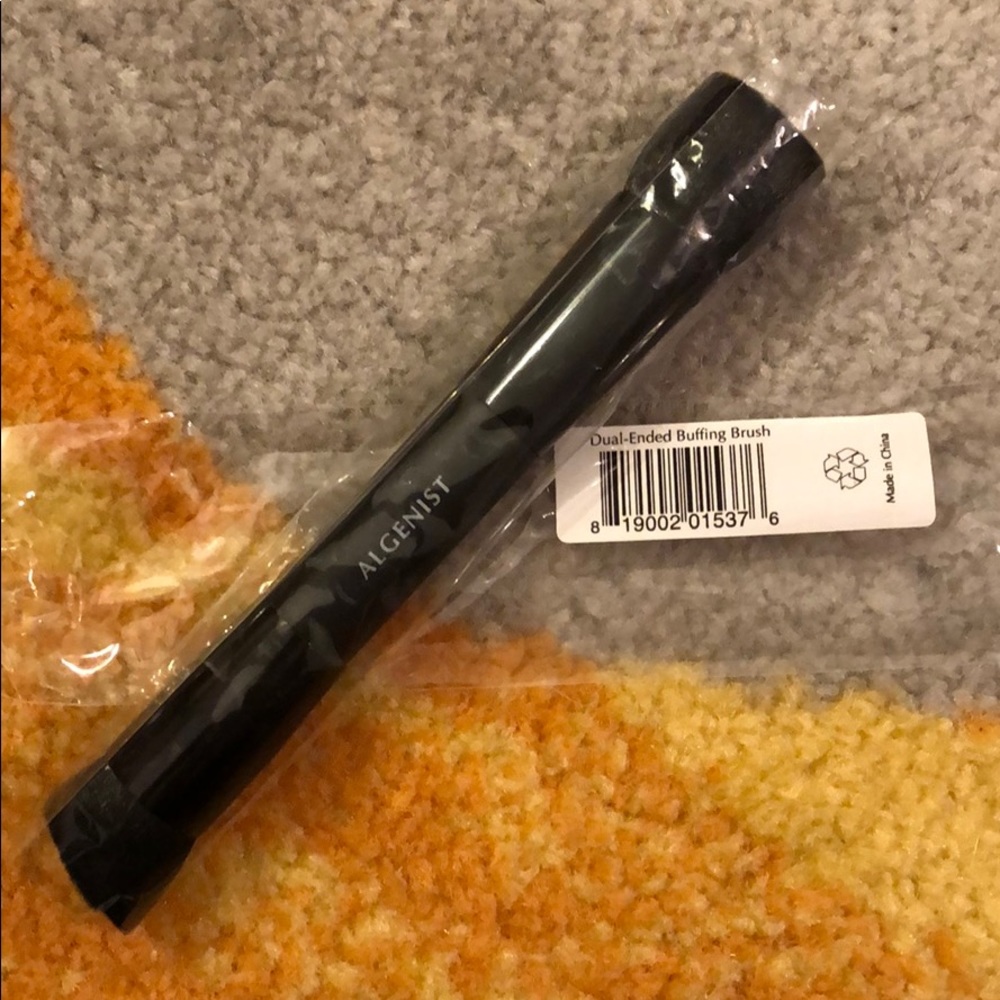 ALGENIST Dual Ended Foundation Buffing Brush